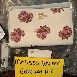 NWT Coach floral zip wallet